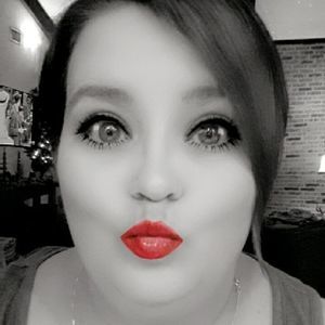 Meet your Posher, Kym