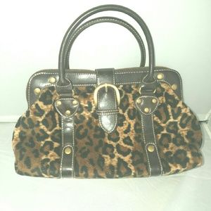 NWOT Leopard Print zip top handbag