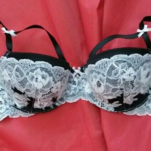 Victoria's Secret Dream Angels Balconette 34C NWOT