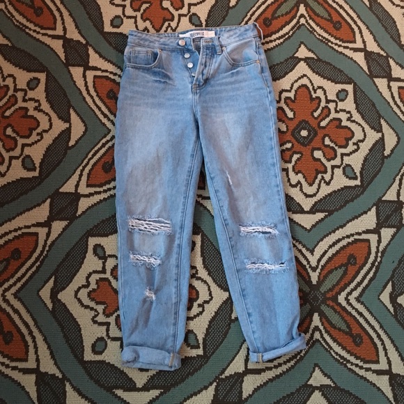 Brandy Melville Boyfriend Jeans