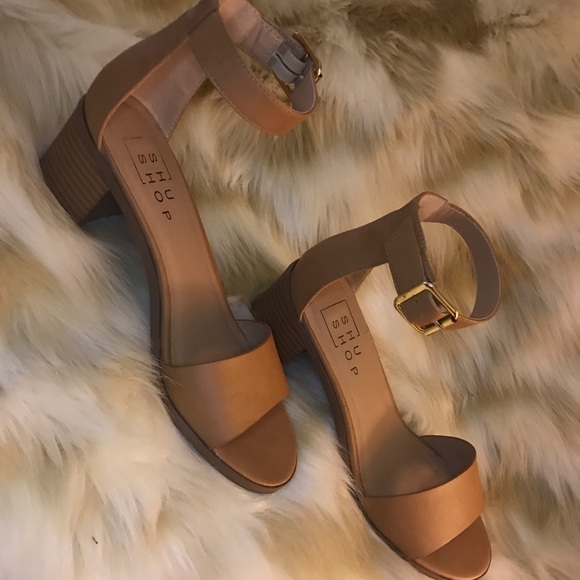 Camel strap block sandal