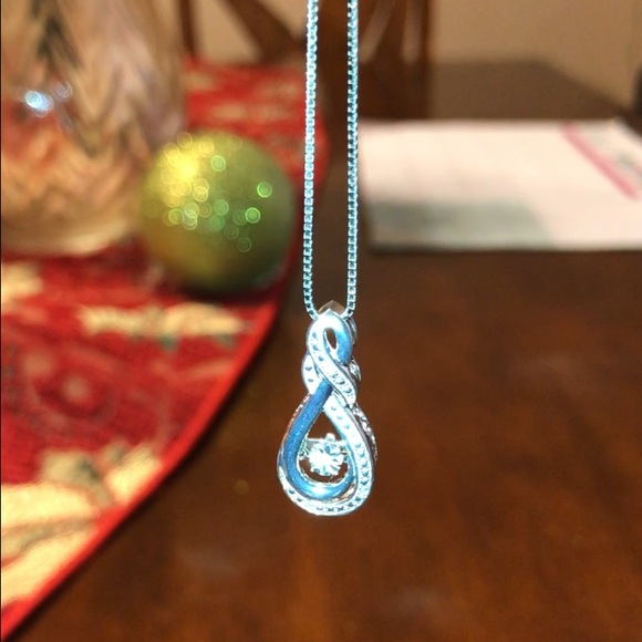 18 inch pendant necklace