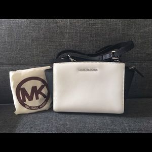Authentic Michael Kors Selma White Black Bag