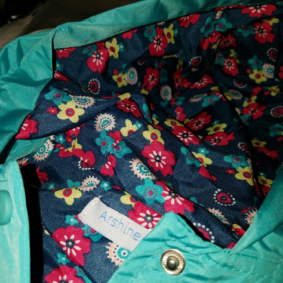 Girls Rain Jacket - Picture 3 of 3