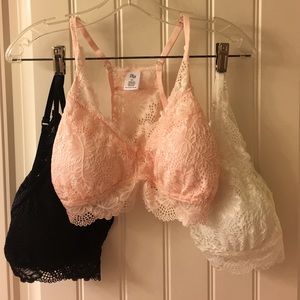 These have been sold. I'm not able to delete!
