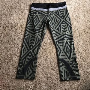Lululemon tribal Crop Leggings