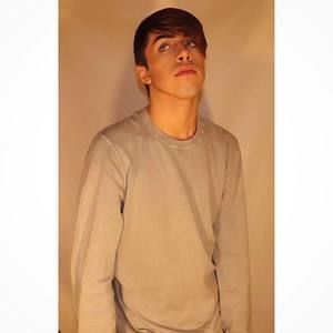 Meet your Posher, Johnny