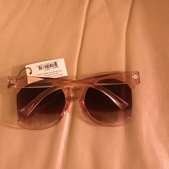 Sunglasses - Picture 2 of 3