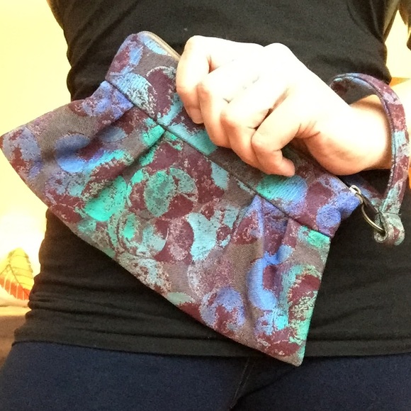 Maruca Clutch - Picture 2 of 4