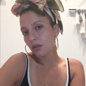 Meet your Posher, Christina