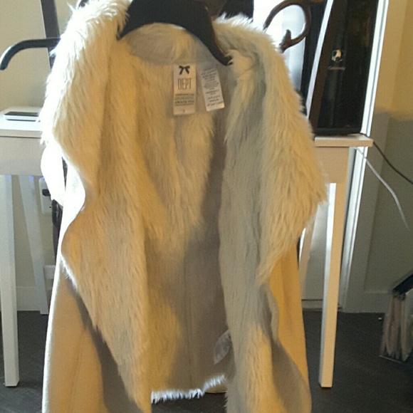 Winter vest, faux fur