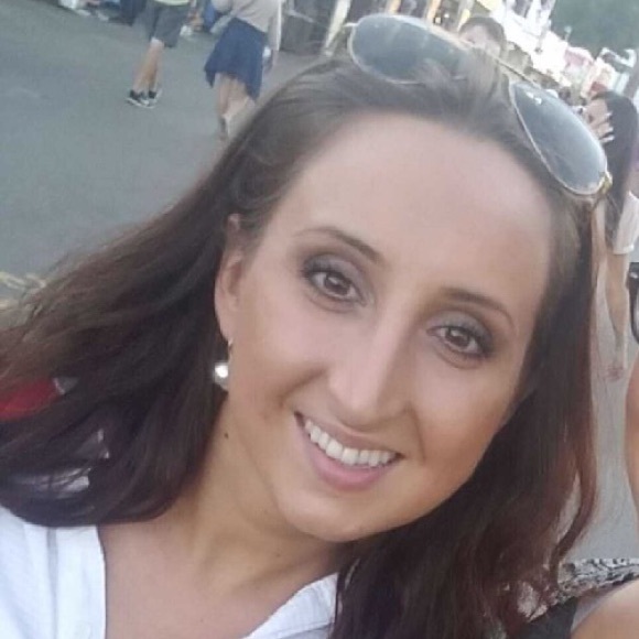 Meet your Posher, Lena - Picture 1 of 1