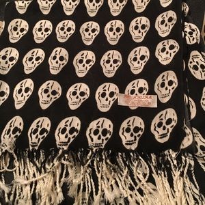 Pashmina skull scarf