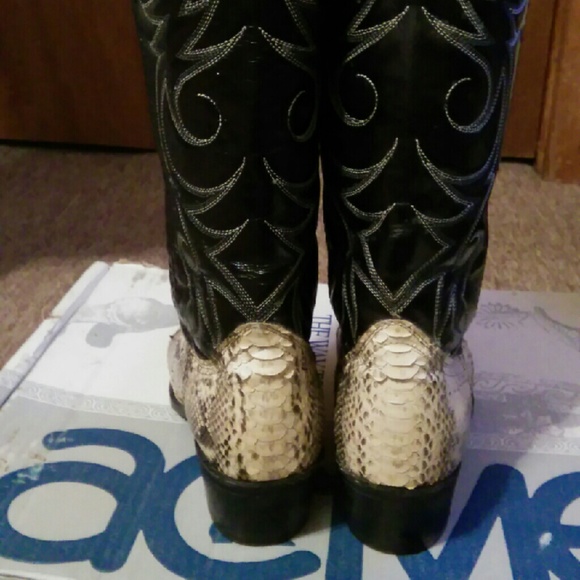 Acme Cowboy Boots - Picture 3 of 4