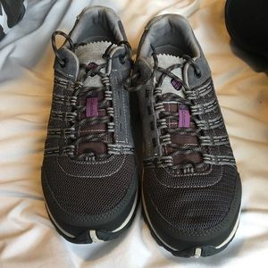 Columbia Yama II Outdry hiking shoes.