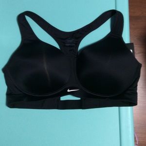Nike women's Dri Fir High support sport bra *New*
