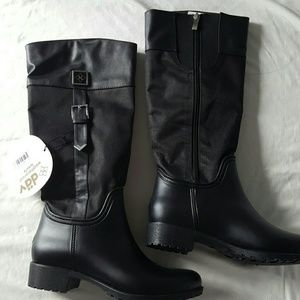 Nwt Dav rain boots