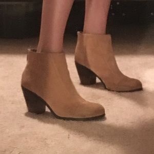 Vince Camuto booties