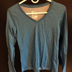 Long sleeve work out shirt