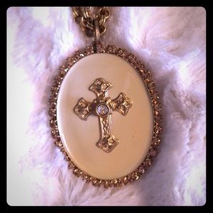 Liz Palacios gold chain cross pendant necklace