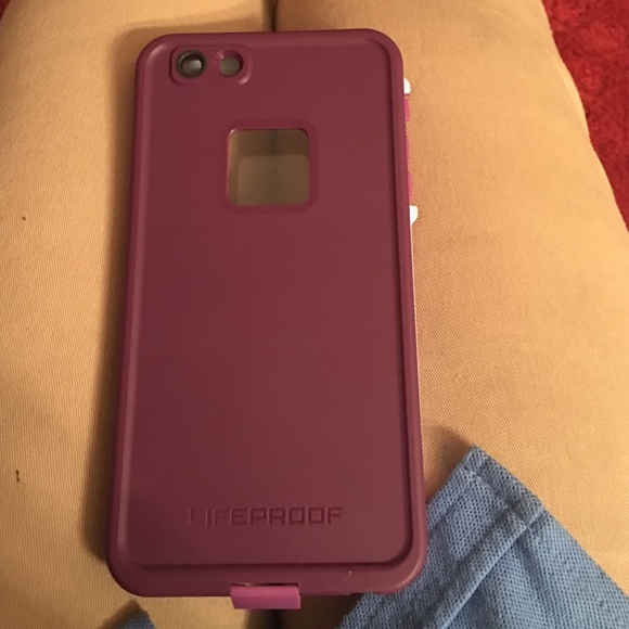 Lifeproof case - Picture 2 of 3