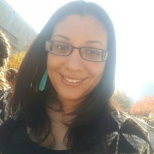 Meet your Posher, Jasmin