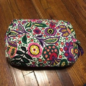 Vera Bradley makeup bag