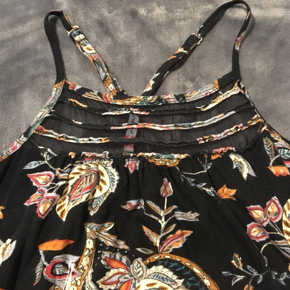 Crop Top - Picture 2 of 2