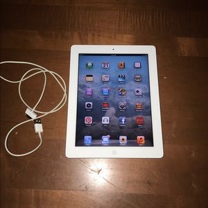 White 32gb iPad 2