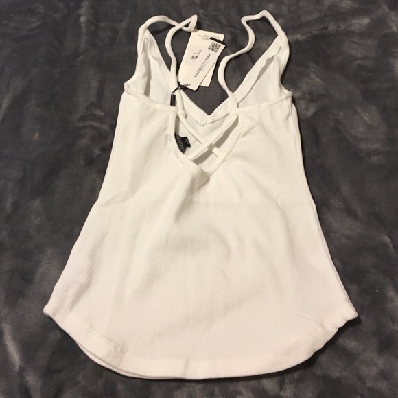 Small Ribbed Tank - Picture 2 of 2