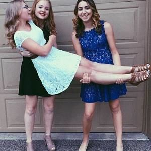 Meet your Posher, Sarina