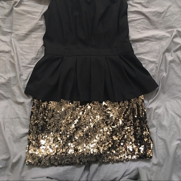 Sequin skirt and matching top - Picture 2 of 5