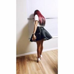 Meet your Posher, Pearl