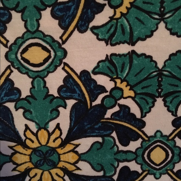 Crop top - Picture 2 of 2