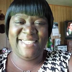 Meet your Posher, Rochelle