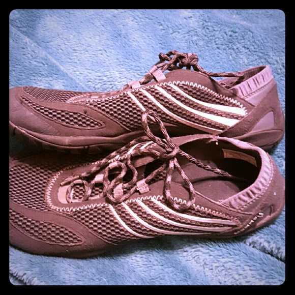 Merrell vibram running shoes