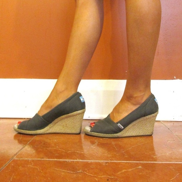 TOMS Ash Canvas Women's Wedges