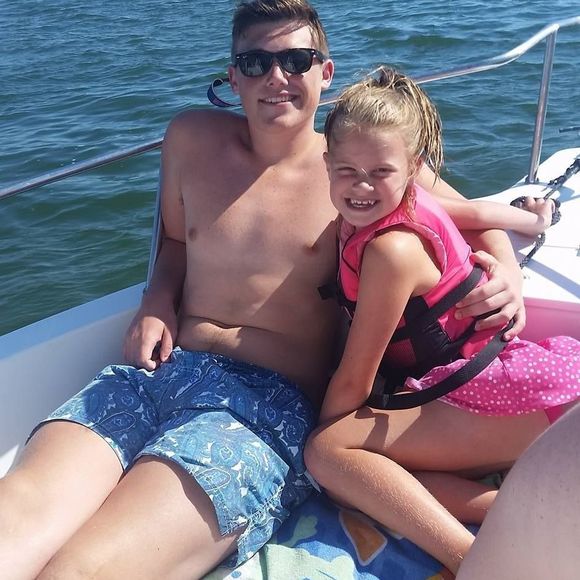 Meet your Posher, Michele - Picture 1 of 1