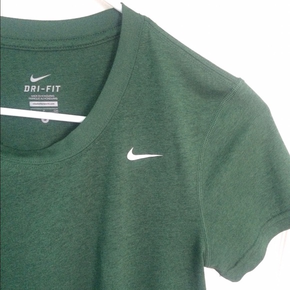 nike work out shirt - Picture 2 of 5