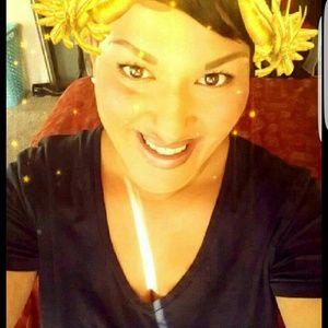 Meet your Posher, Stacy