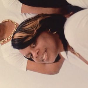 Meet your Posher, Kendra