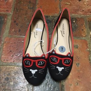 Black Cat flats