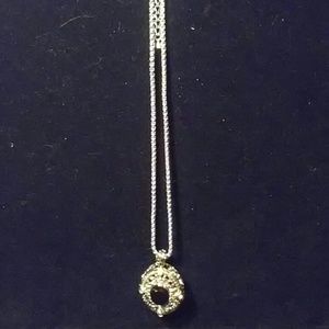 Elegant bi color natural Sapphire Topaz gemstone