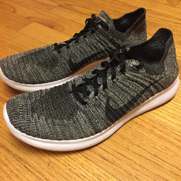 Nike Free RN Flynit Sz 10