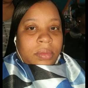 Meet your Posher, Ebony