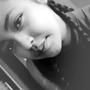 Meet your Posher, Areli