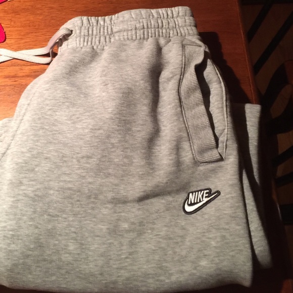 Nike sweatpants-bundle