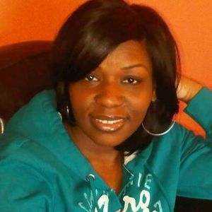 Meet your Posher, Monique