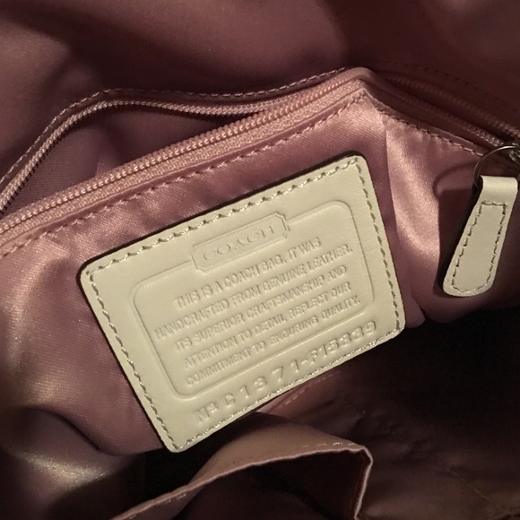 White leather Coach purse - Picture 3 of 4
