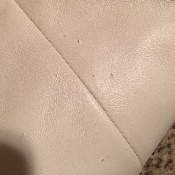 White leather Coach purse - Picture 4 of 4